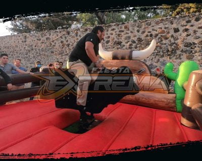 renta de toro mecánico